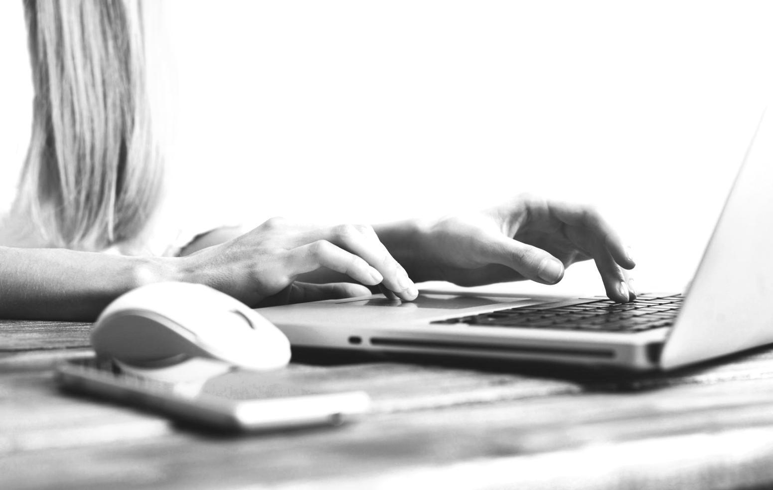 Session de formation en gestion financière avec participants